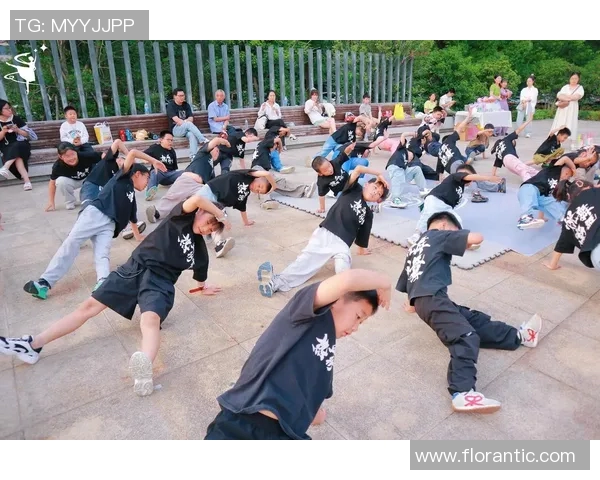 重庆街舞队的热情与挑战:聚焦街舞文化的现状与未来发展