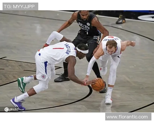 篮网与快船精彩对决中文回放全程回顾与分析